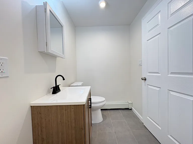 646 Kennedy Blvd #1 — Photo 5