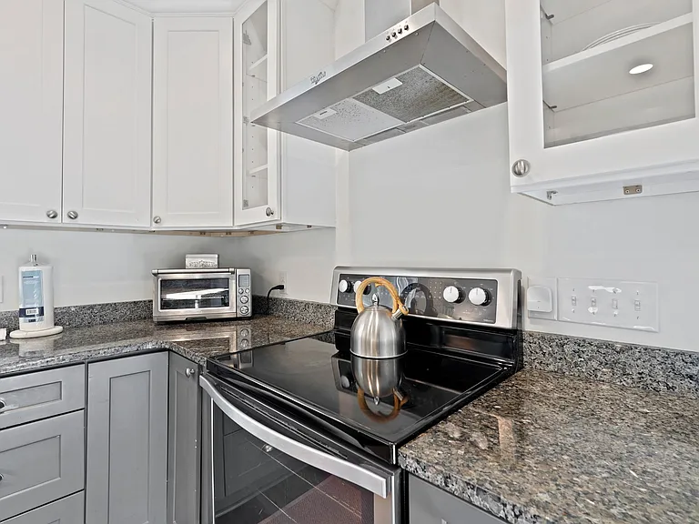 15 Government Rd — Photo 18