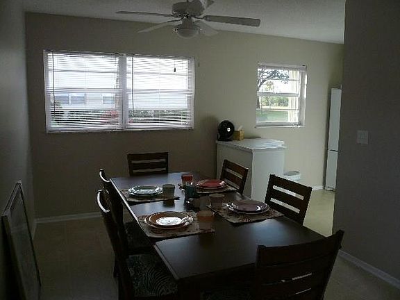 5th image of 50 Woodland Dr APT 102