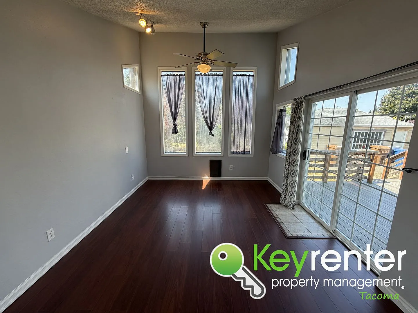 2 bed, 2.0 bath, 1388 sqft, $2,600 — Photo 4