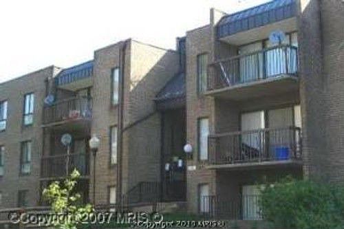 1st image of 11052 Camfield Ct #6A-004