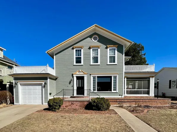 108 E Wabasha St, Winona, MN 55987