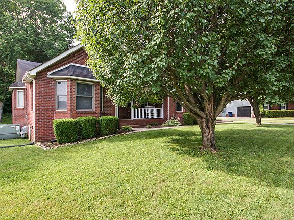 2nd image of 409 Plaza Dr