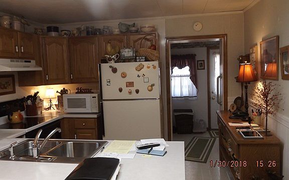 2nd image of 154 Harper St