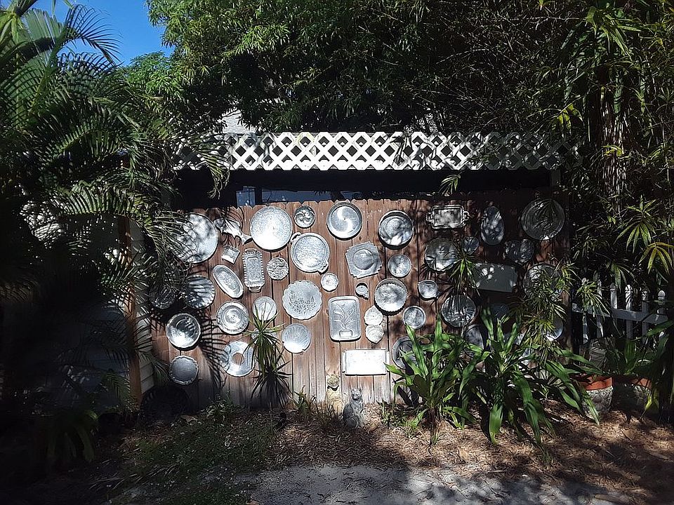 Side fencing