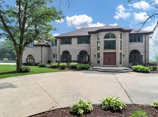 4N891 Honey Hill Cir, Wayne, IL