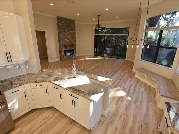 4th image of 10086 Noceto Way