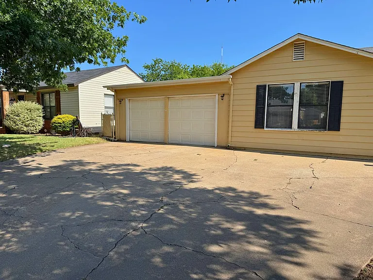 3208 Kenesaw Ave — Photo 32