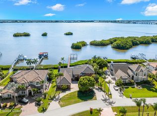 418 Lanternback Island Dr, Satellite Beach, FL 32937