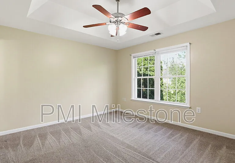 24 Mabel Ln — Photo 23