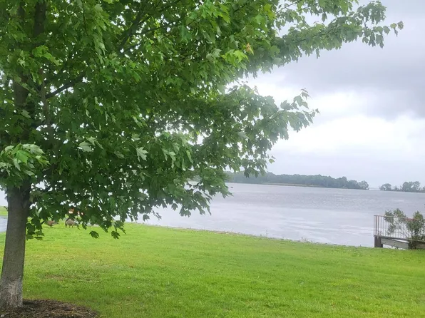 230 New Jersey Rd, Brooklawn, NJ 08030