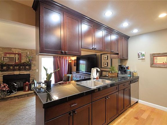 4th image of 7730 S Tamarack Dr