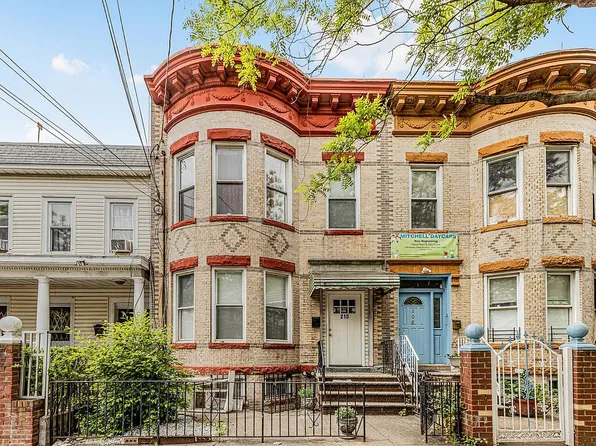 210 Barbey St, Brooklyn, NY 11207