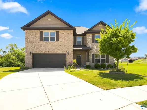 203 Rye Cir, Huntsville, AL 35811