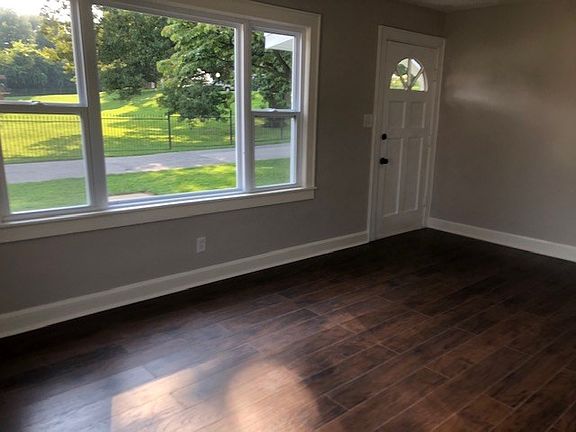 2nd image of 523 E Highland Ave