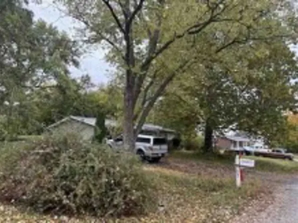 307 Ernst Pl, O'Fallon, MO 63366