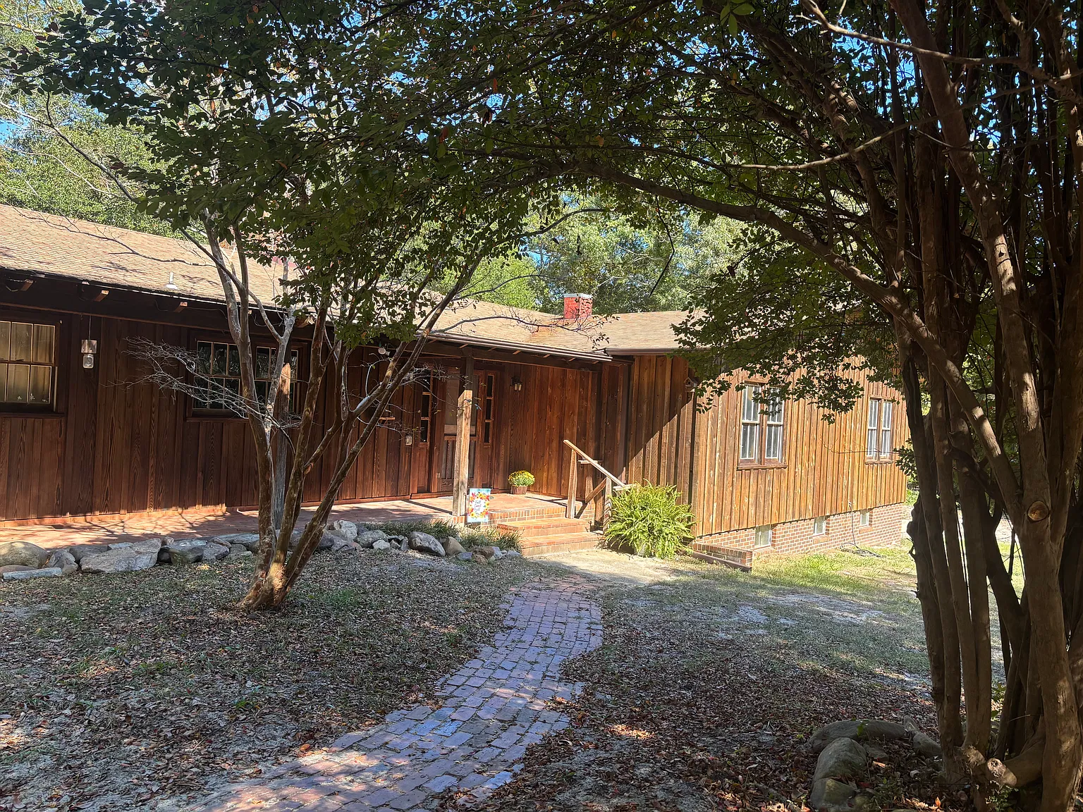 3 bed, 2518 sqft, $2,700 — Photo 4