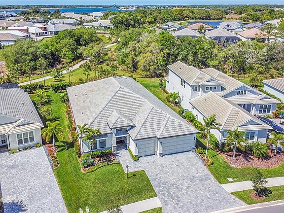 2nd image of 8149 Grande Shores Dr