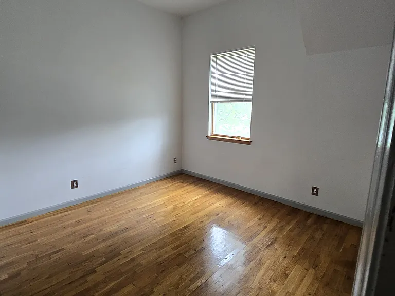 15 Hunns lake Rd — Photo 18