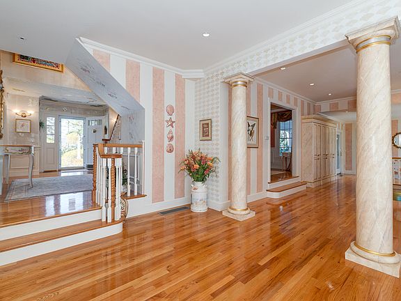 4th image of 431 Baxters Neck Rd