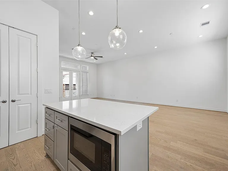 4621 Maxie St — Photo 23