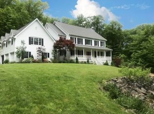 151 Pinesbridge Rd, Katonah, NY 10536