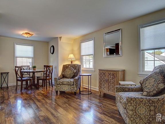 5th image of 108 Hanover Ln #P