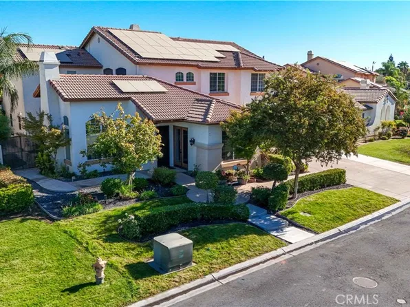8740 Laguna Dr, Chowchilla, CA 93610