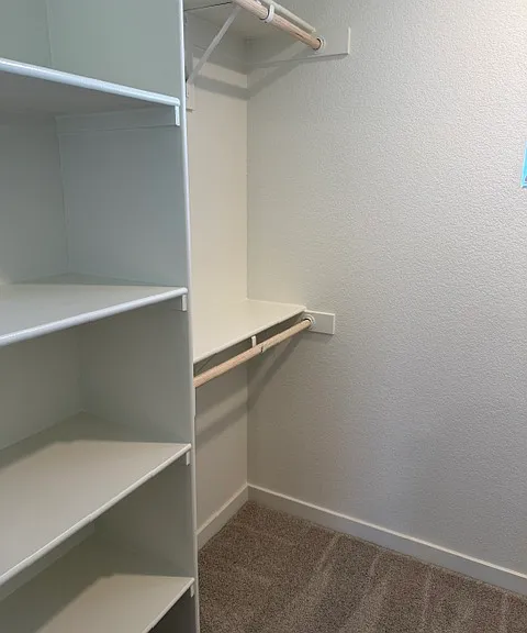 2915 Porcelain St — Photo 24