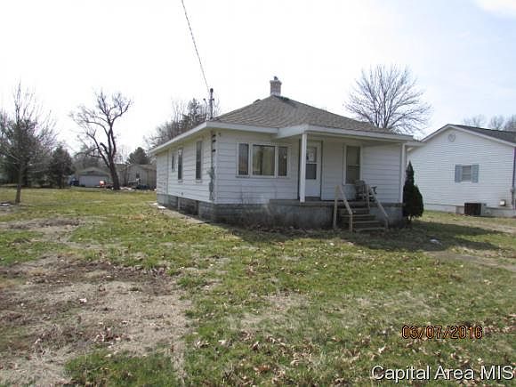 2nd image of 210 W Abel St