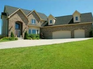 33328 Waterberry Cir, Waukee, IA 50263