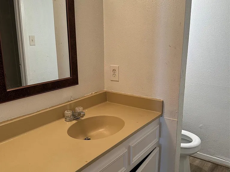 10100 S Gessner Rd #212 — Photo 13