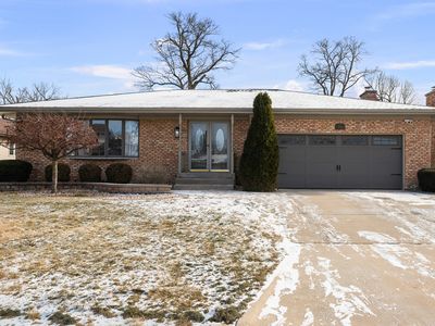 4074 4th St #B, East Moline, IL, 61244