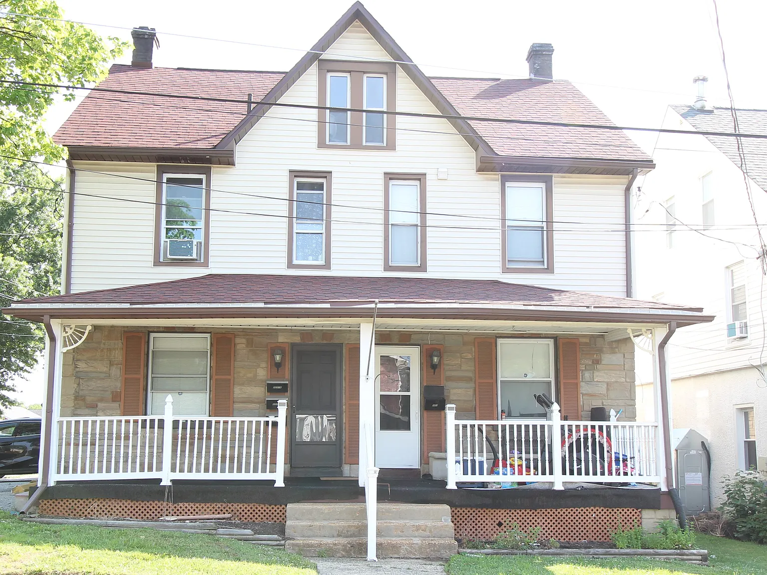 2 bed, $1,350 — Photo 1