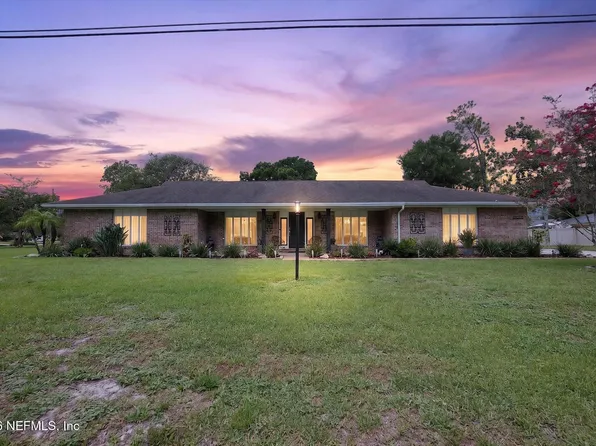 8620 SAN SERVERA Drive W, Jacksonville, FL 32217