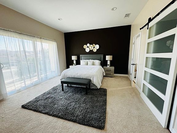 3rd image of 21655 Temescal Canyon Rd