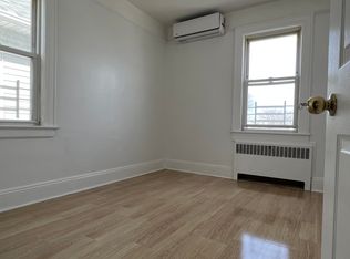 22-00 128th St FLOOR 2, College Pt, NY 11356