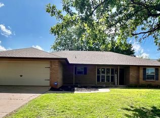 2305 W Club Rd, Duncan, OK 73533