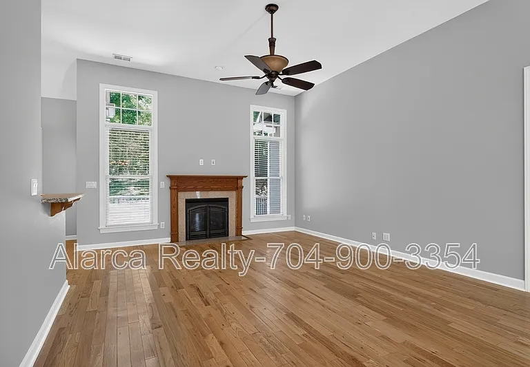 12736 Wetherburn Ln — Photo 5