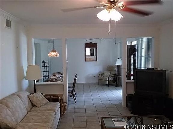 3rd image of 1856 Banyan Dr