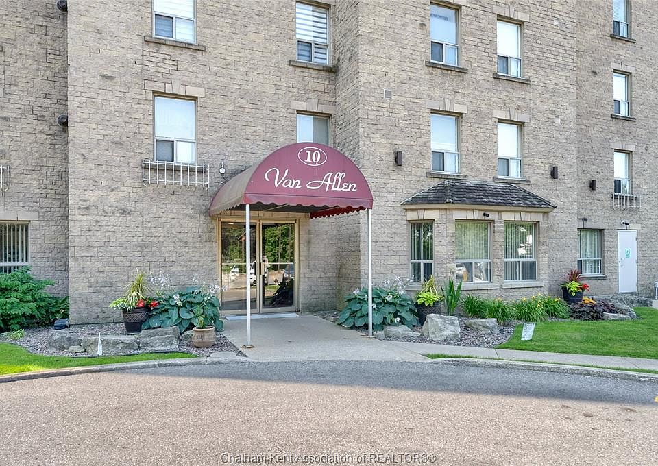 1st image of 10 Van Allen Ave #1001