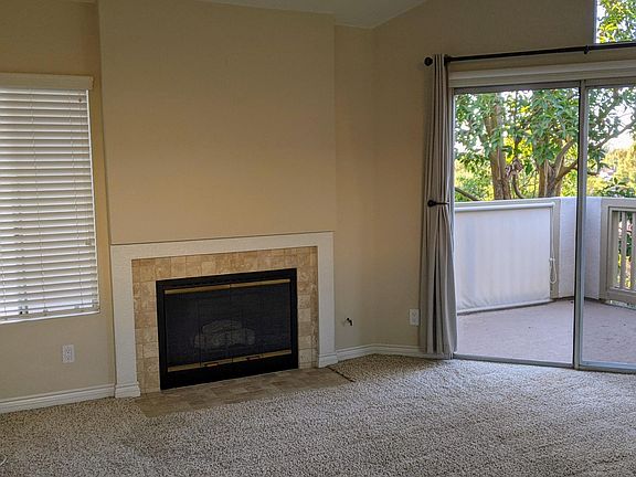 Fireplace & Balcony