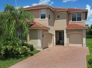 2111 Isla De Palma Cir, Naples, FL 34119