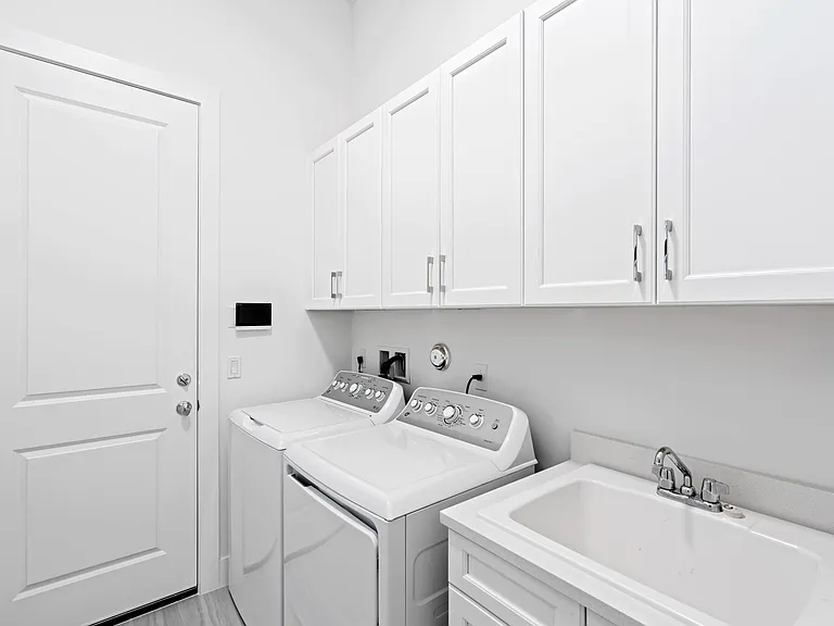 13710 Artisan Cir — Photo 74