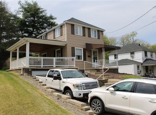 706 East Dr, Clairton, PA 15025