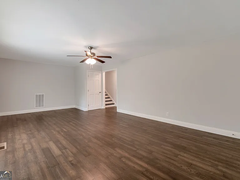 3102 Edgewater Dr — Photo 20