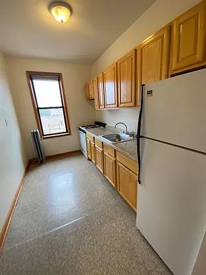 4th image of 289 Bay 11 St #D14