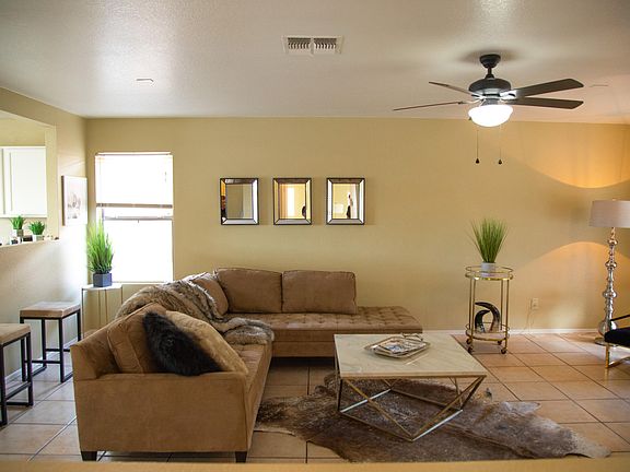 3rd image of 1738 W Summer Dawn Dr