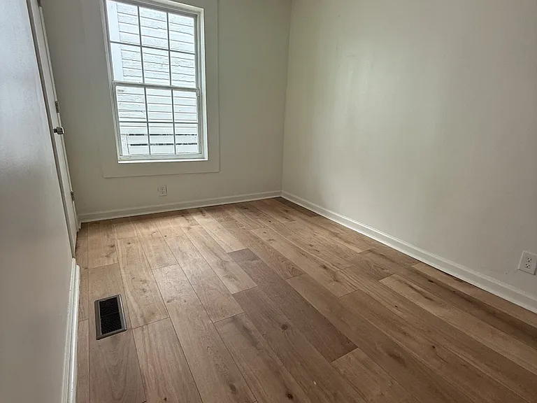 310 Gamma St S — Photo 7
