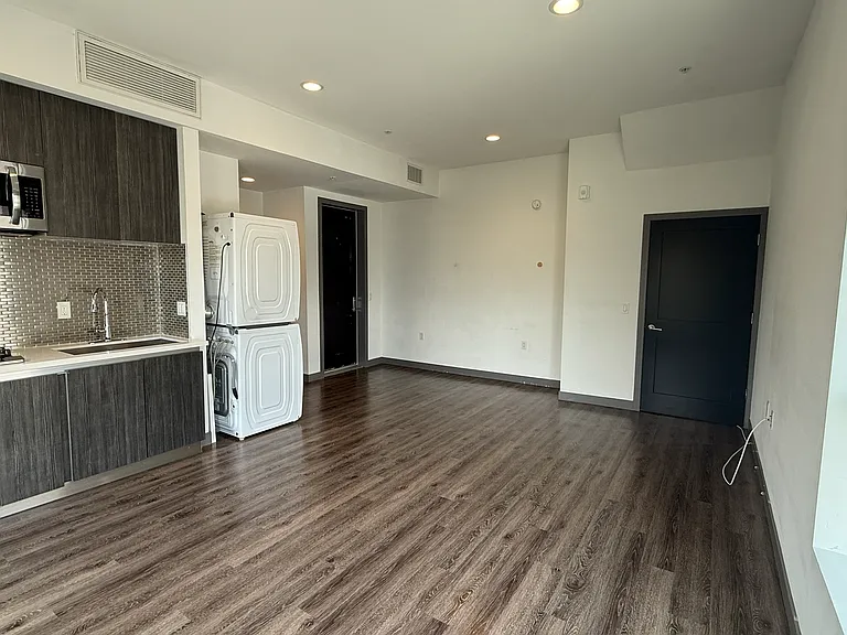 5036 S Slauson Ave #8 — Photo 4
